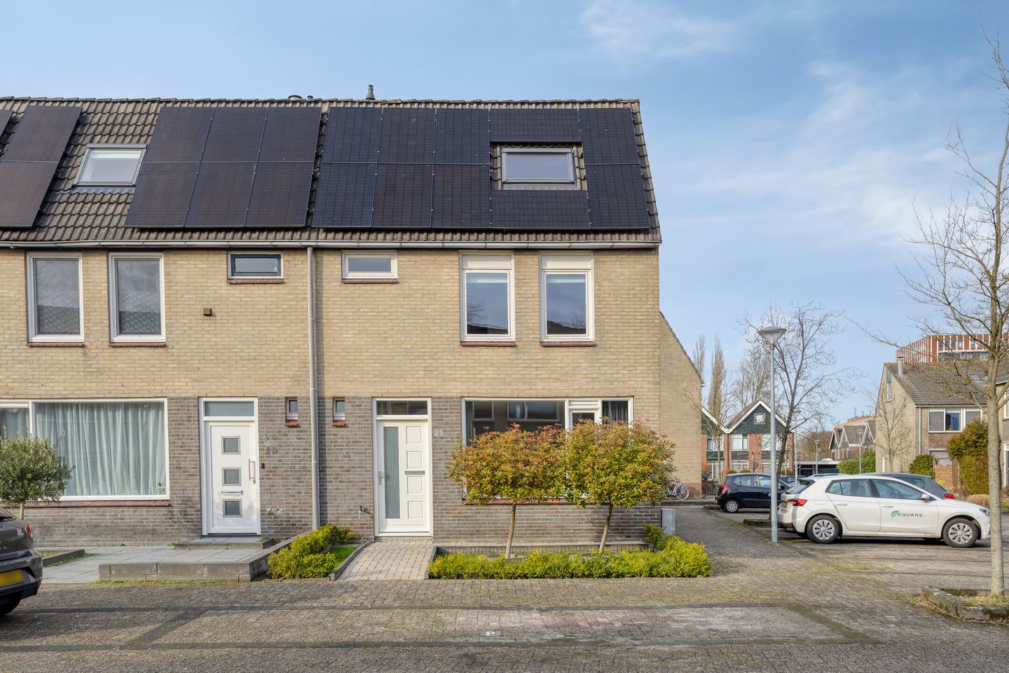 Photo 50 of Komeet 21