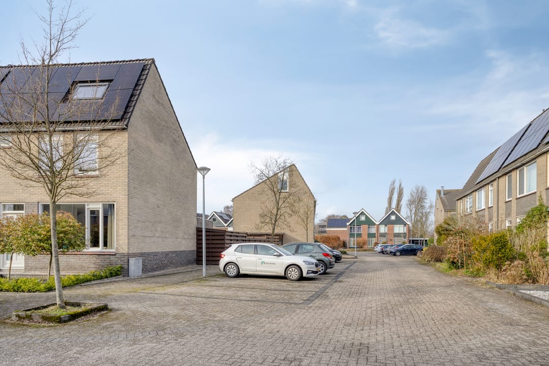 Photo 56 of Komeet 21