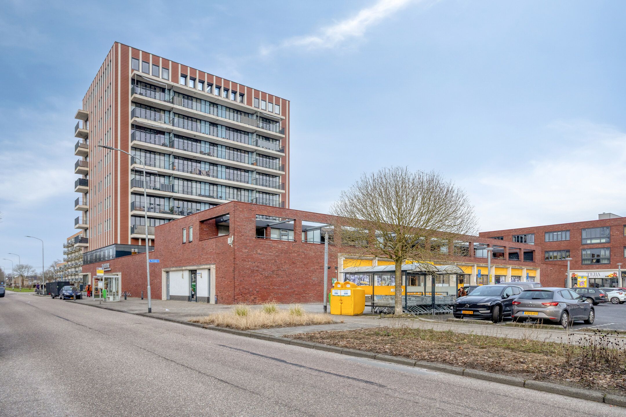 Photo 57 of Komeet 21