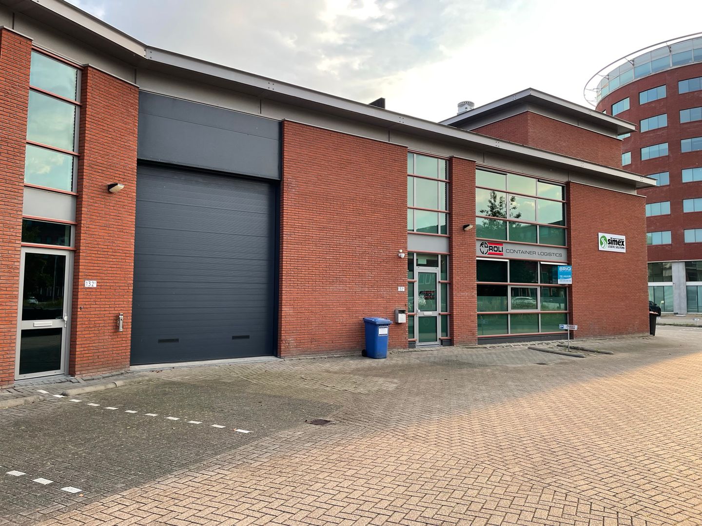 View photo 2 of Hoogvlietsekerkweg 132-B