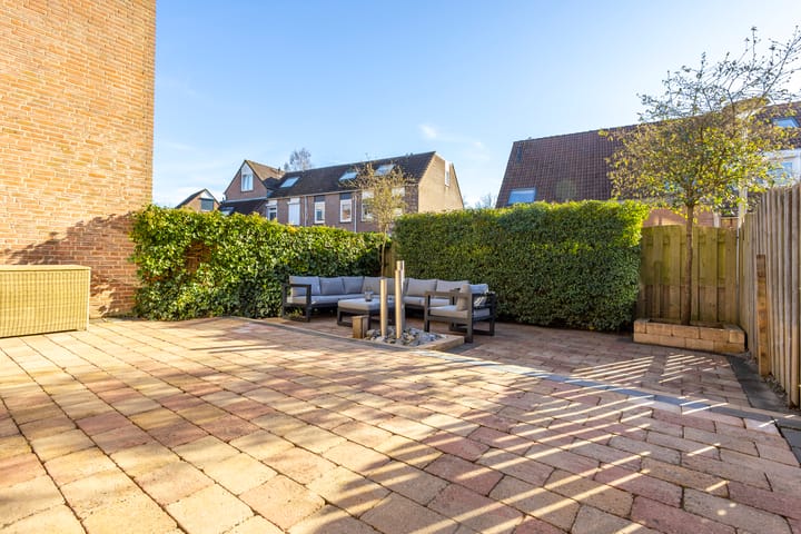 Photo 3 of Smalweer 15