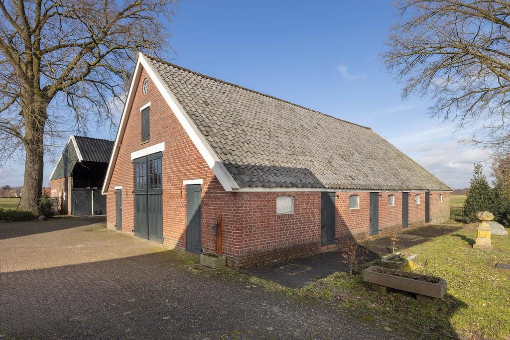 Bekijk foto 2 van Oude Albergerweg 1