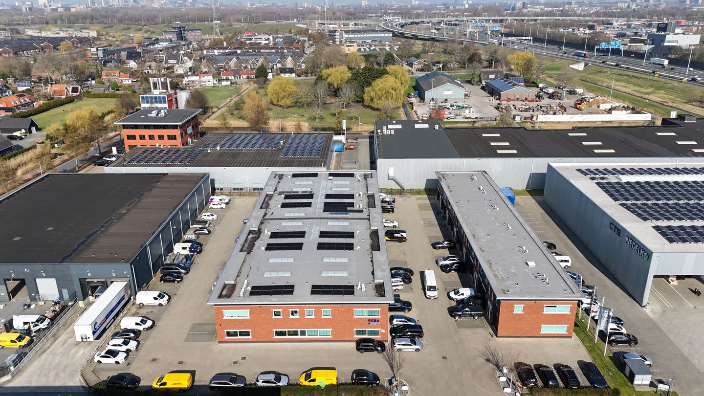 Bekijk foto 3 van Riga 4-k