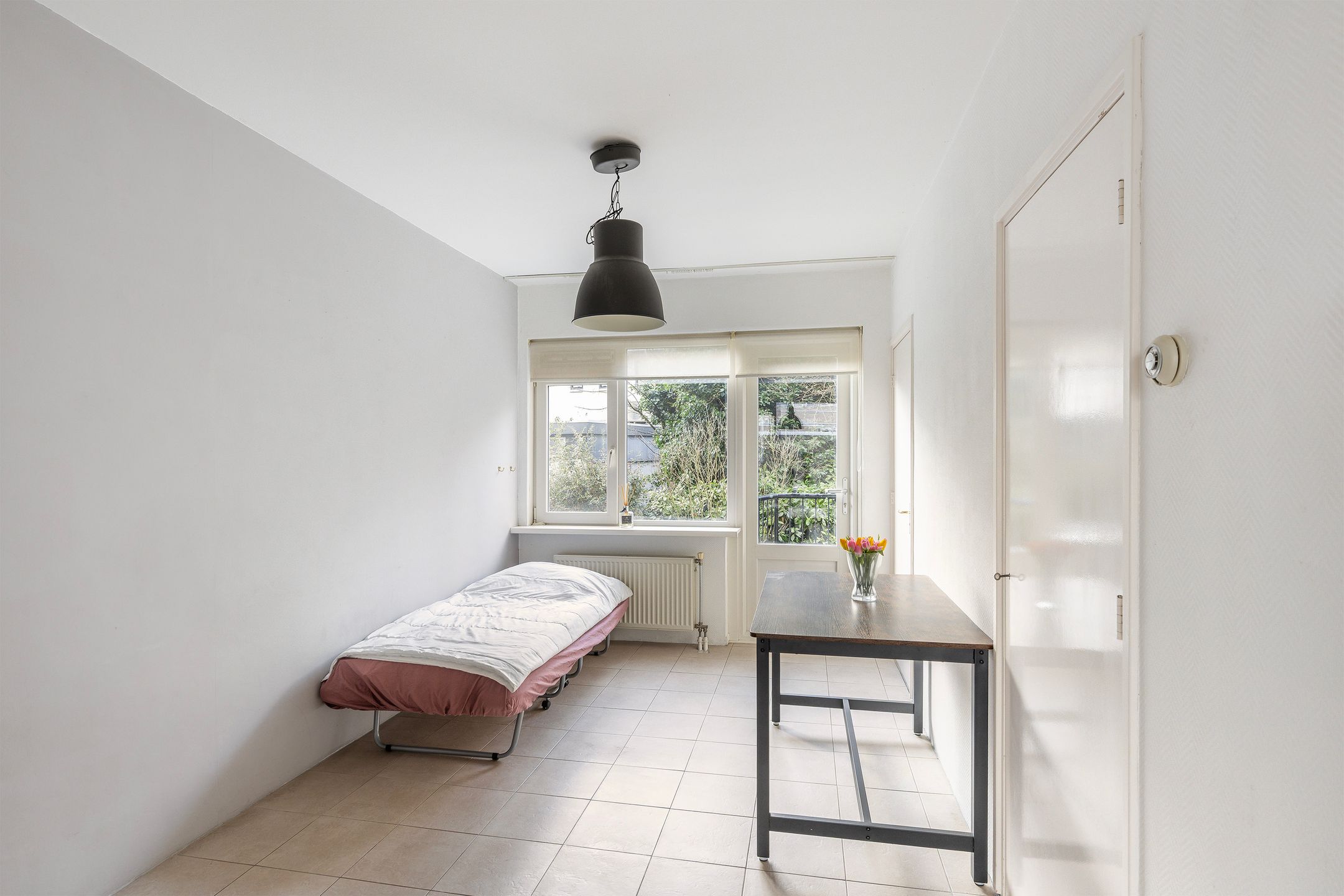 Foto 12 van Delftseveerweg 37-A