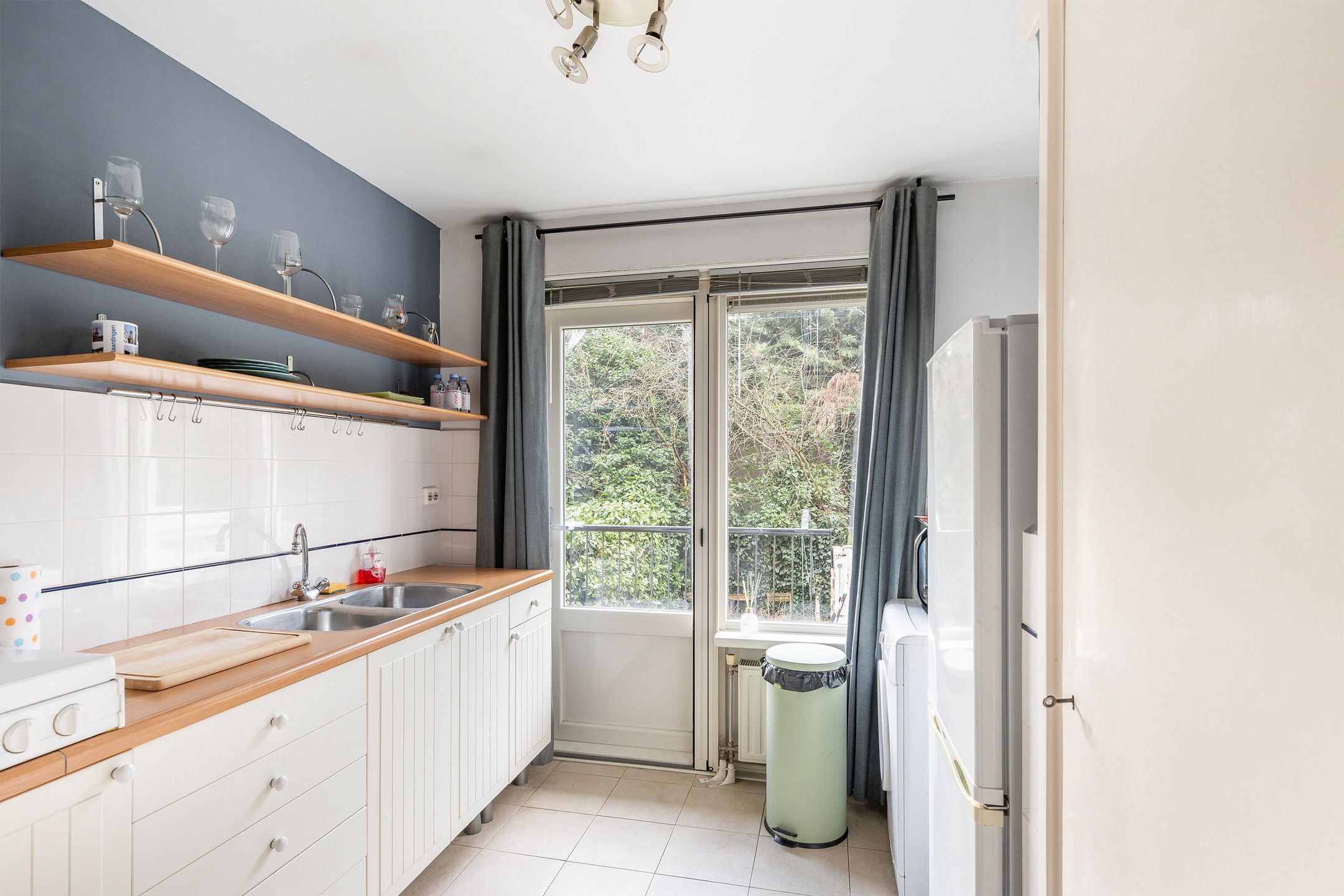 Foto 15 van Delftseveerweg 37-A