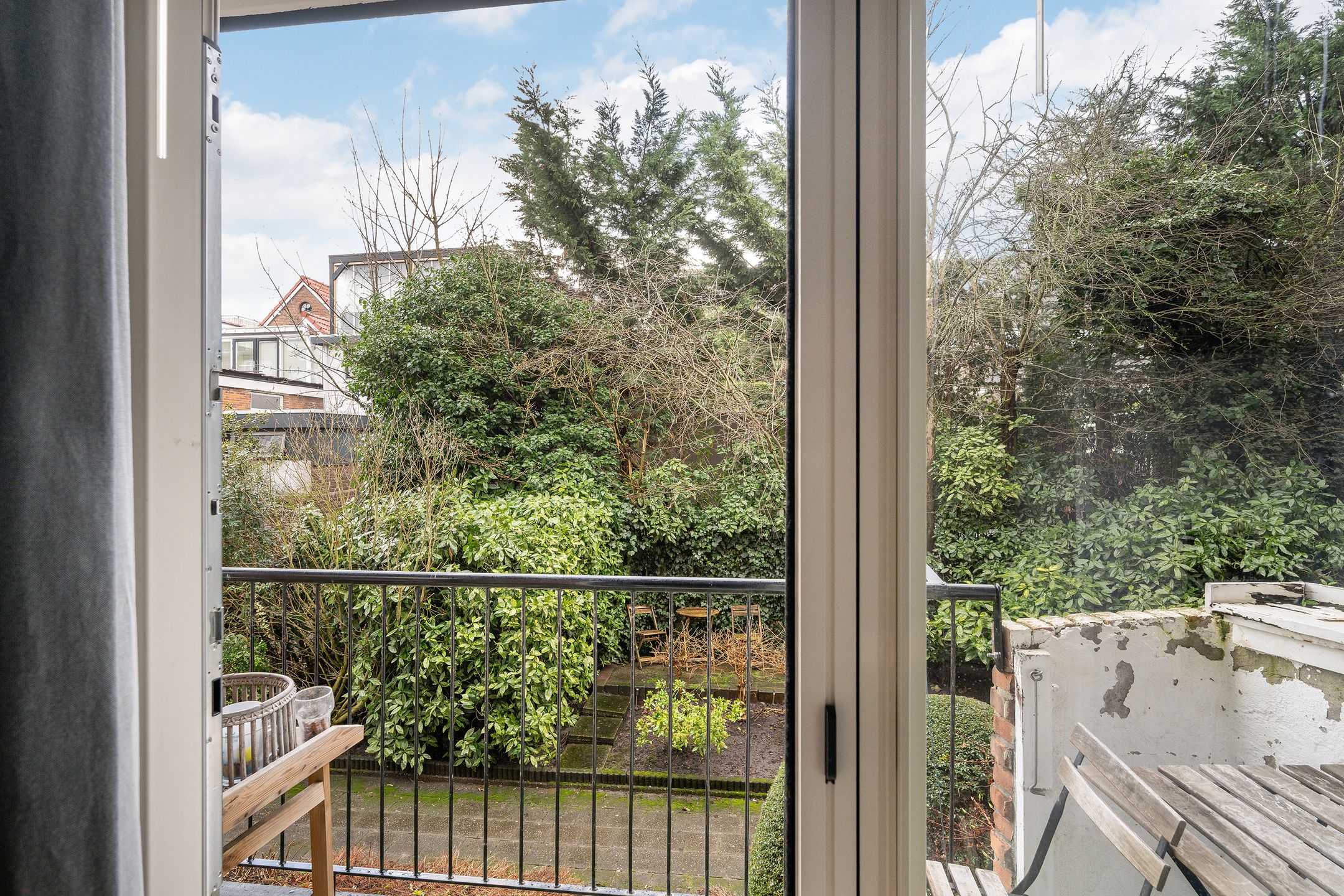 Foto 18 van Delftseveerweg 37-A