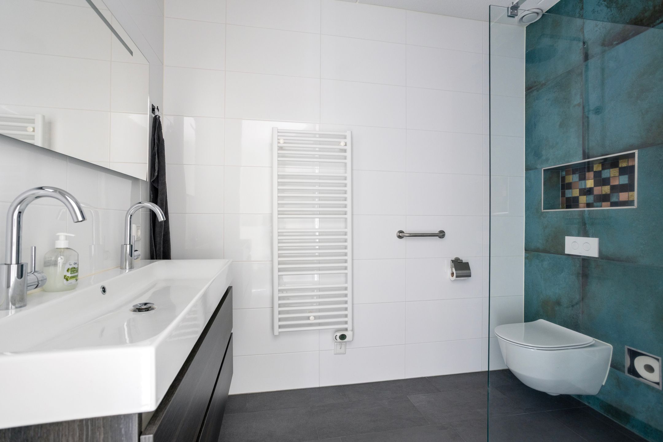 Foto 24 van Westwal 44