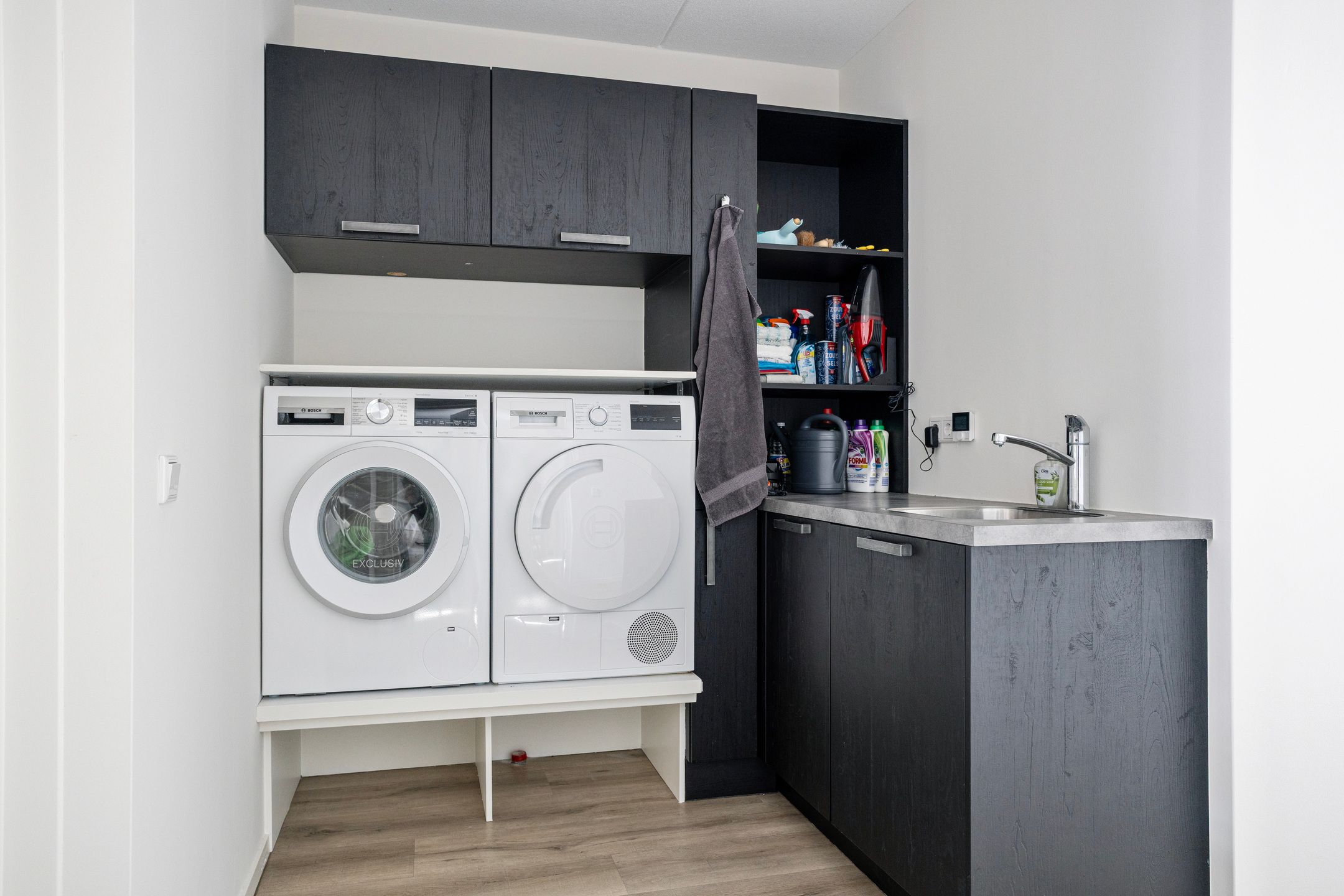 Foto 12 van Westwal 44