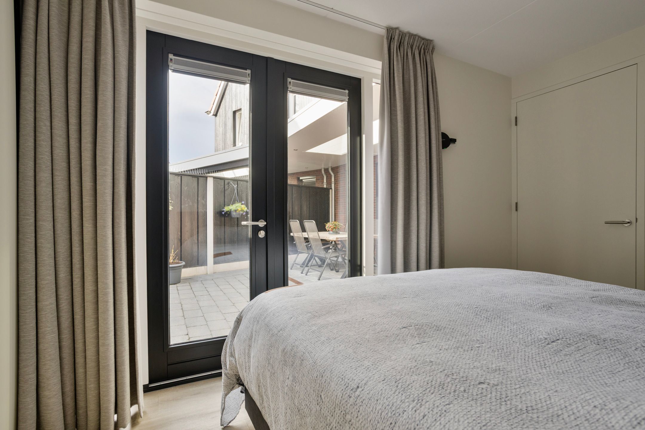 Foto 15 van Westwal 44