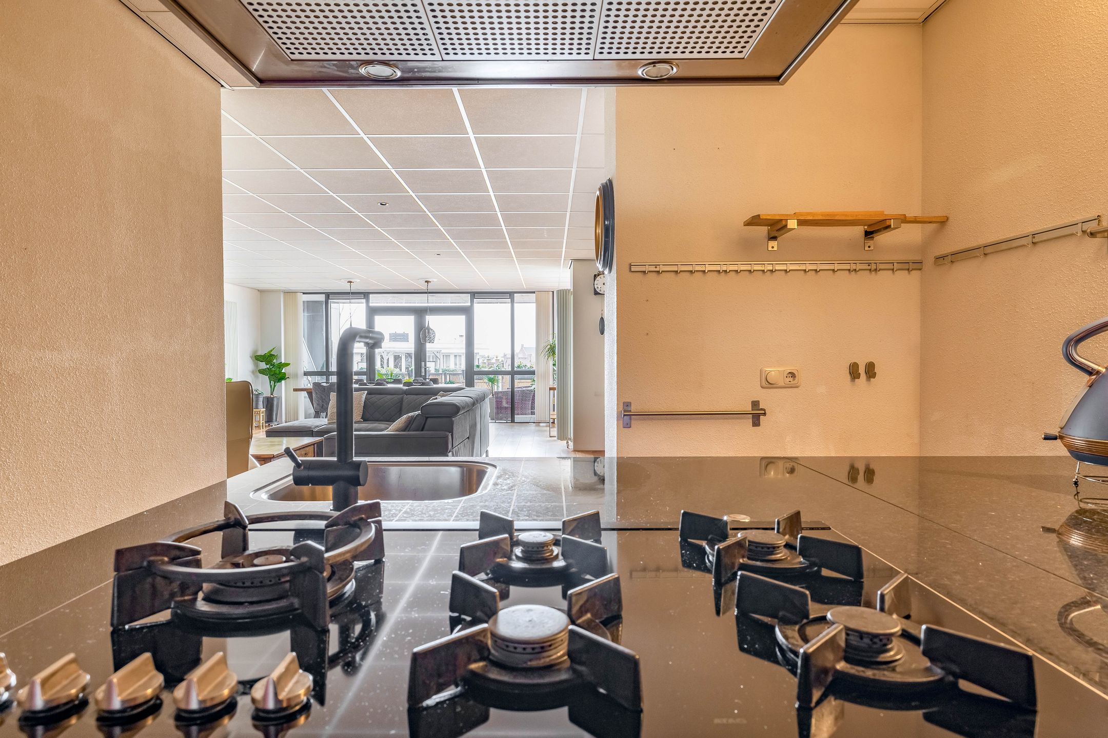 Foto 15 van Langestraat 1-C