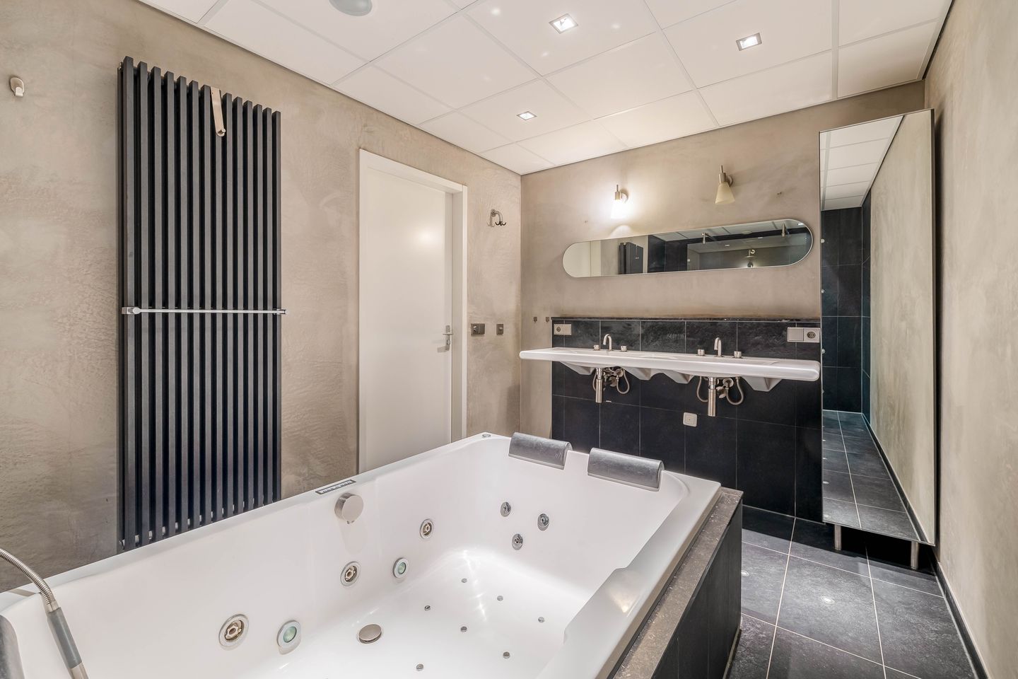 Foto 25 van Langestraat 1-C