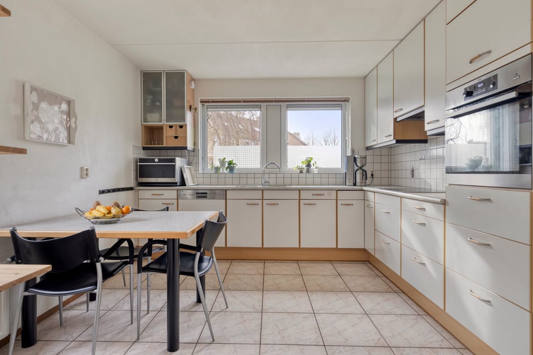 Foto 17 van Martinus Nijhofflaan 107