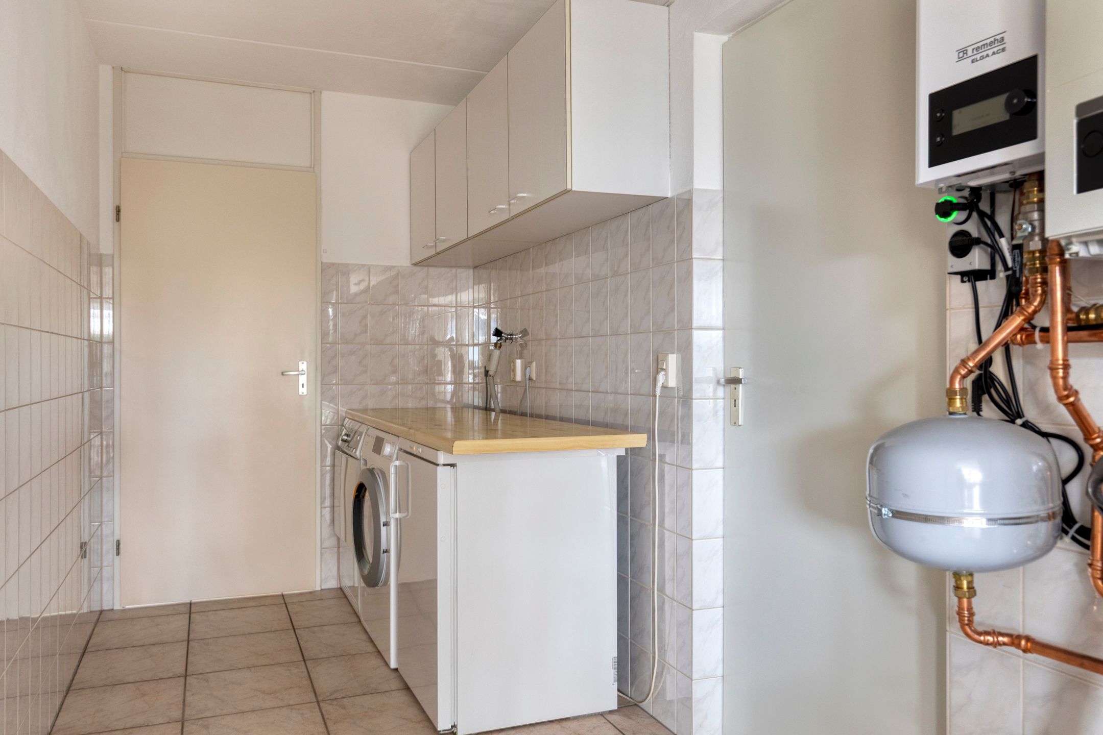 Foto 21 van Martinus Nijhofflaan 107