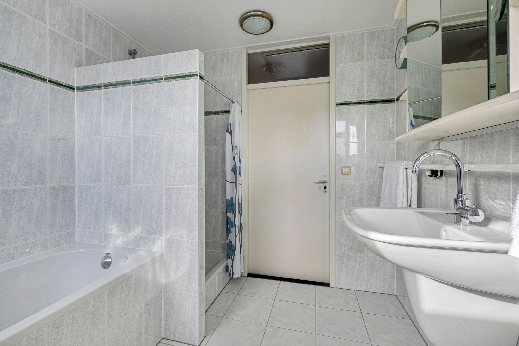 Foto 30 van Martinus Nijhofflaan 107