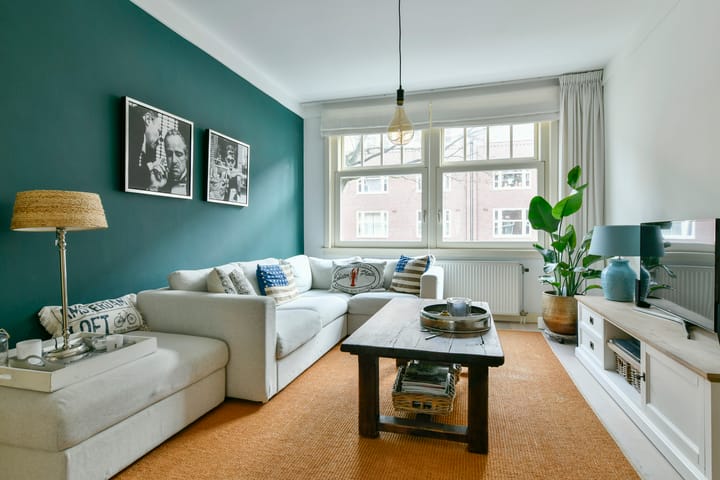 Photo 2 of Roerstraat 14-1