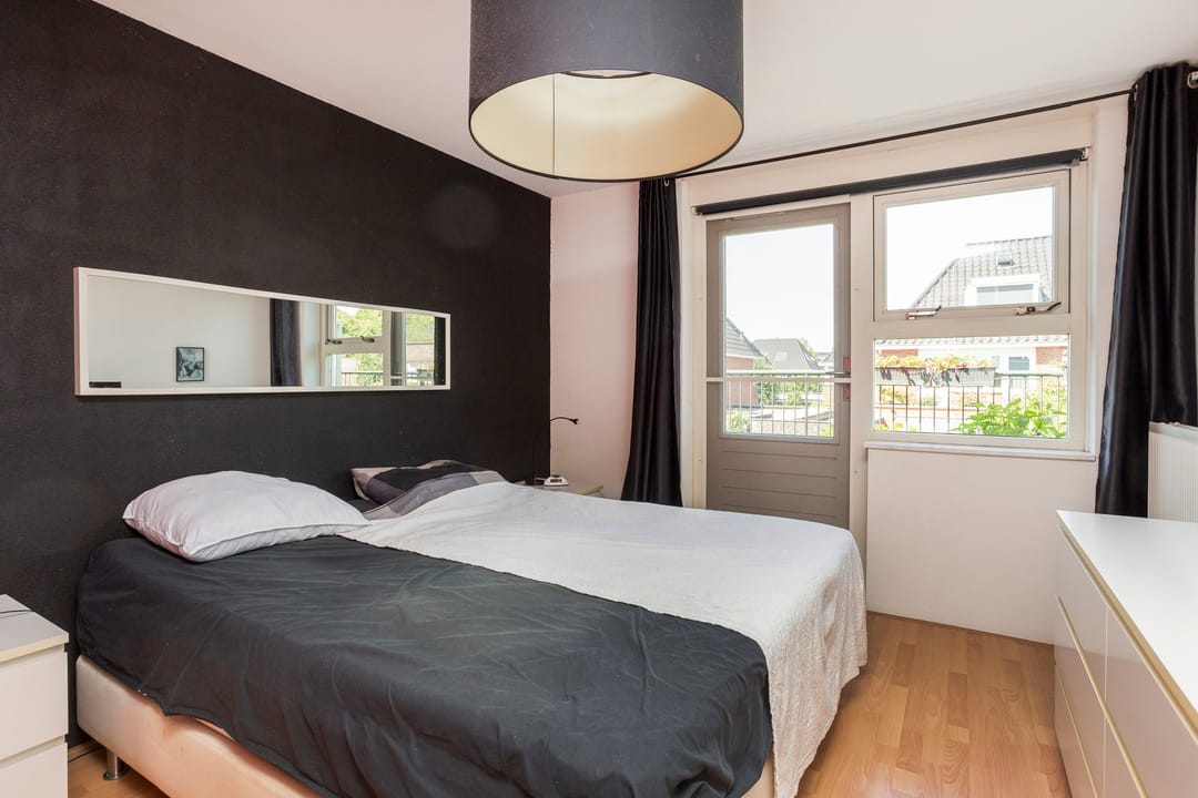 Foto 17 van Burgemeester Van den Helmlaan 6