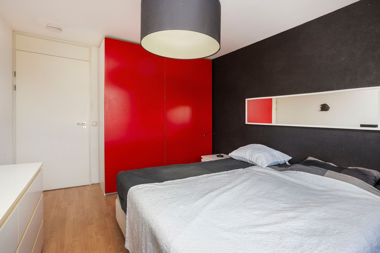 Foto 19 van Burgemeester Van den Helmlaan 6