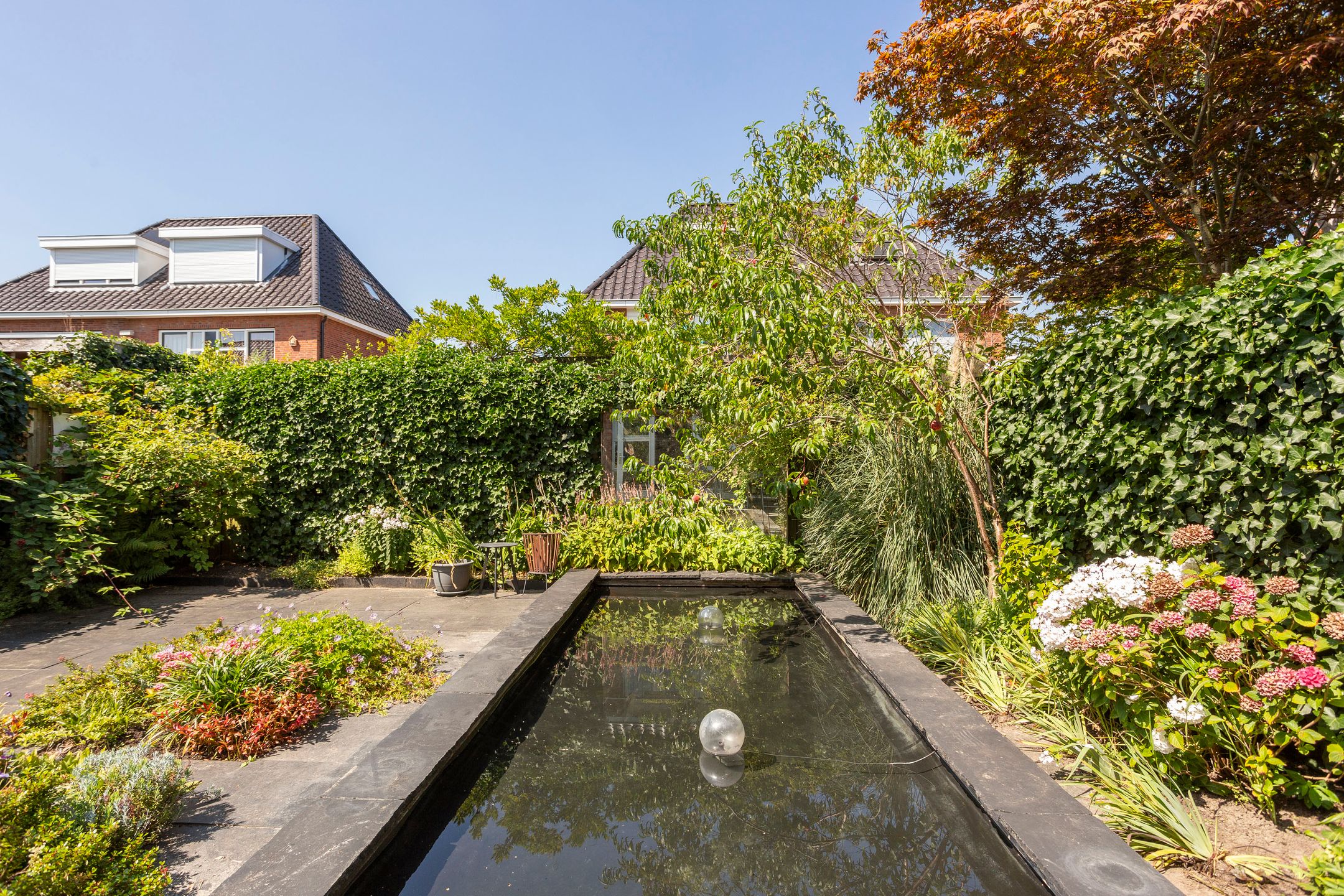 Foto 42 van Burgemeester Van den Helmlaan 6