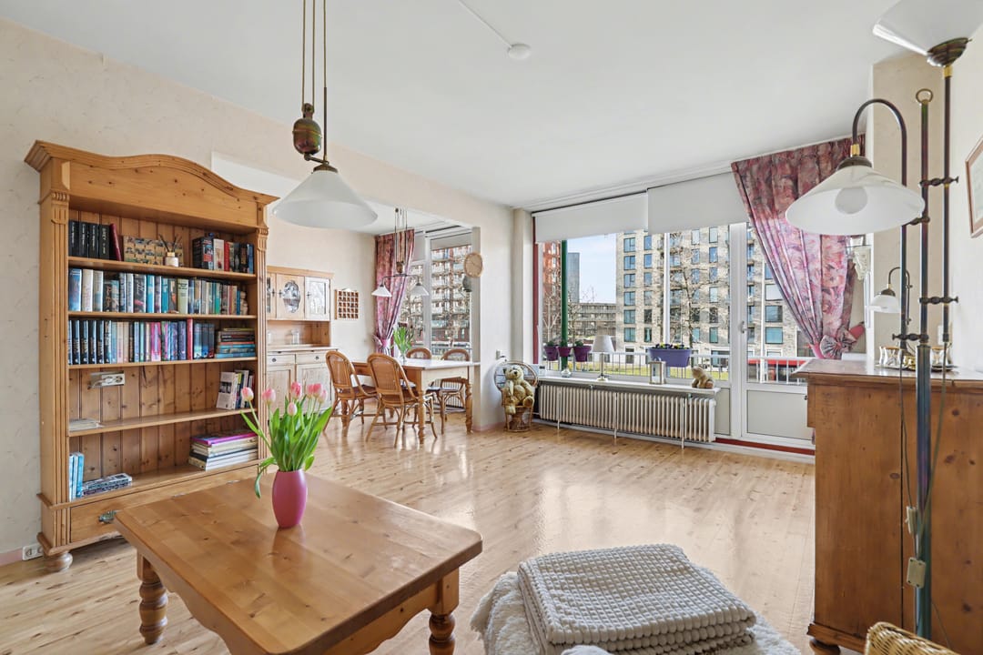 Foto 2 van Leyweg 210