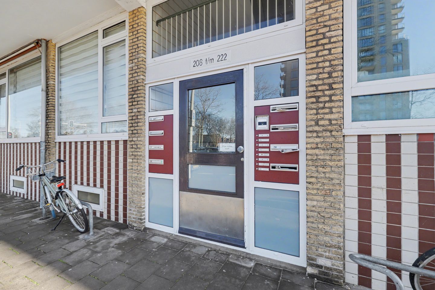 Foto 4 van Leyweg 210