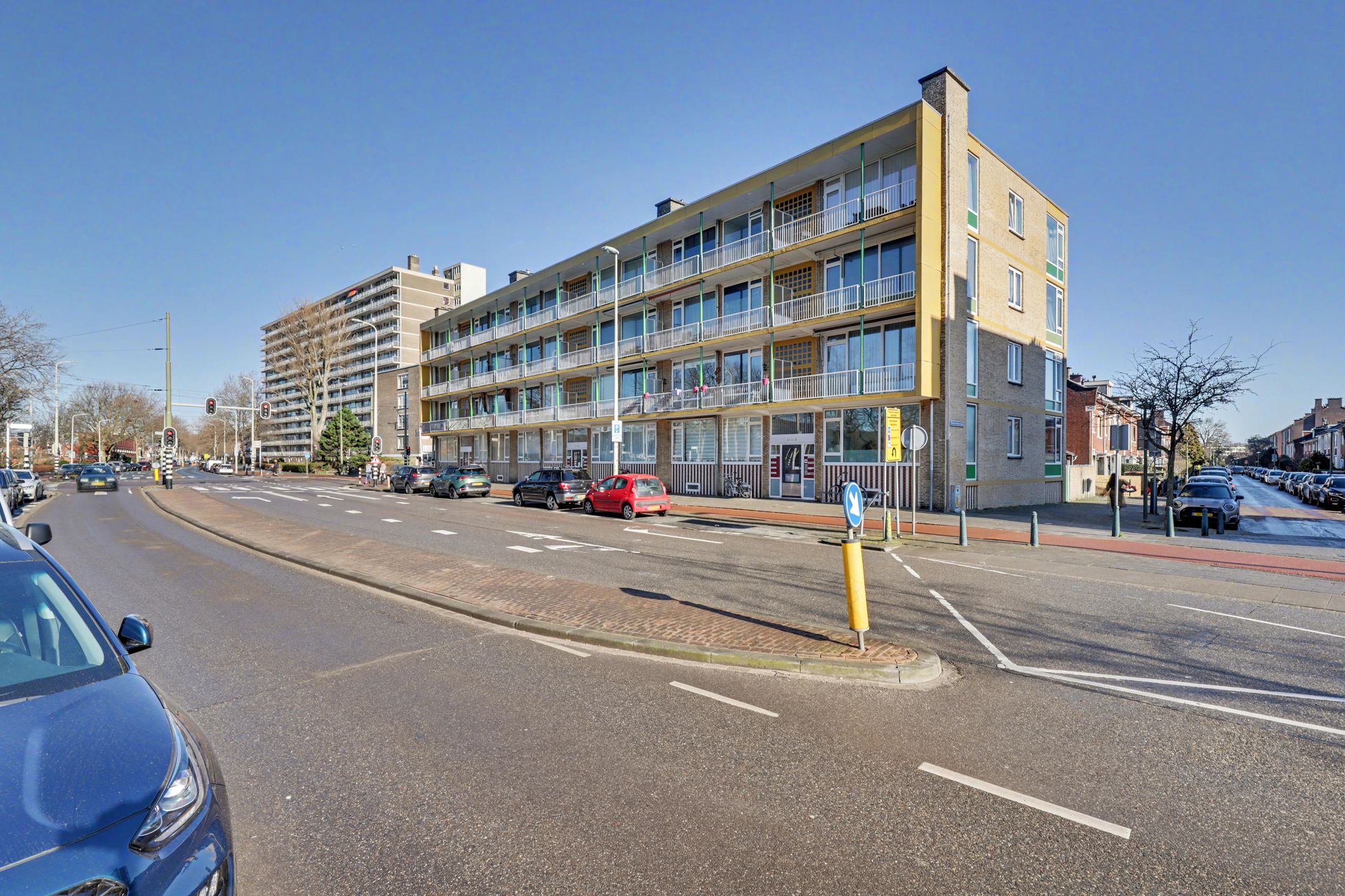 Foto 24 van Leyweg 210