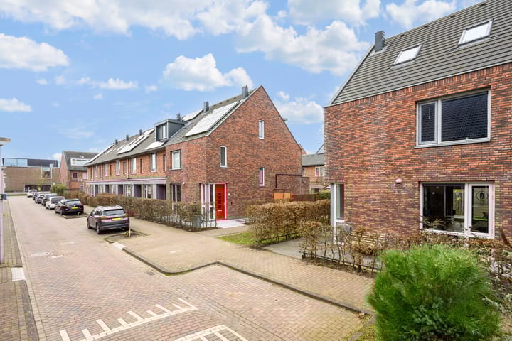 Photo 2 of Watertuinlaan 8