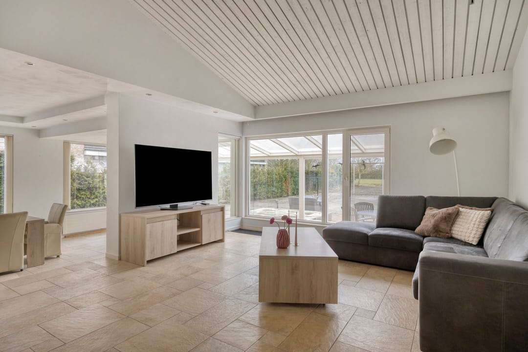 Photo 13 of Sondervick 71