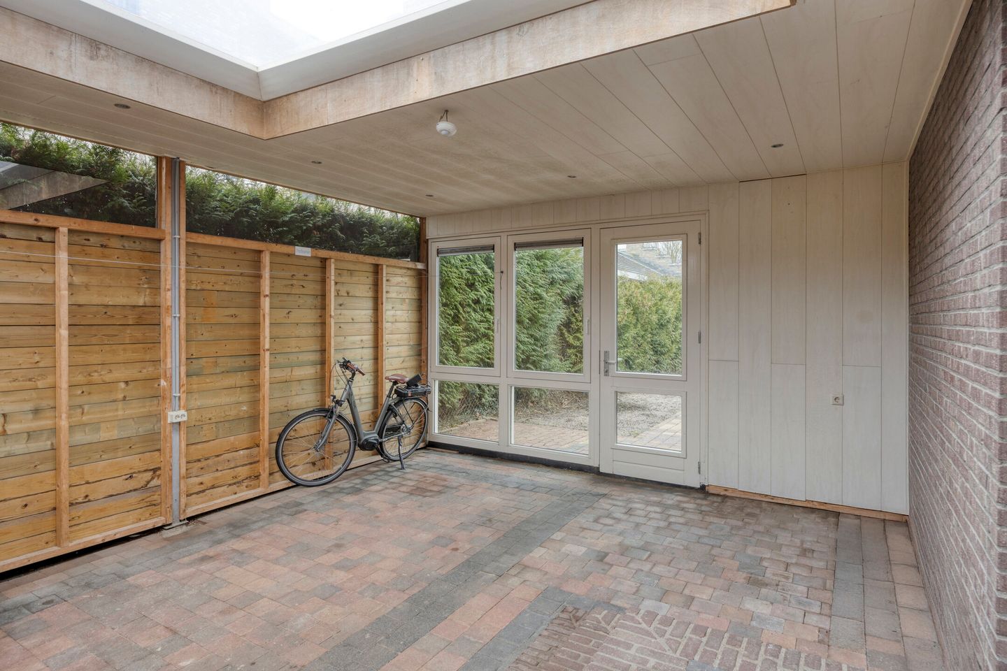 Photo 49 of Sondervick 71