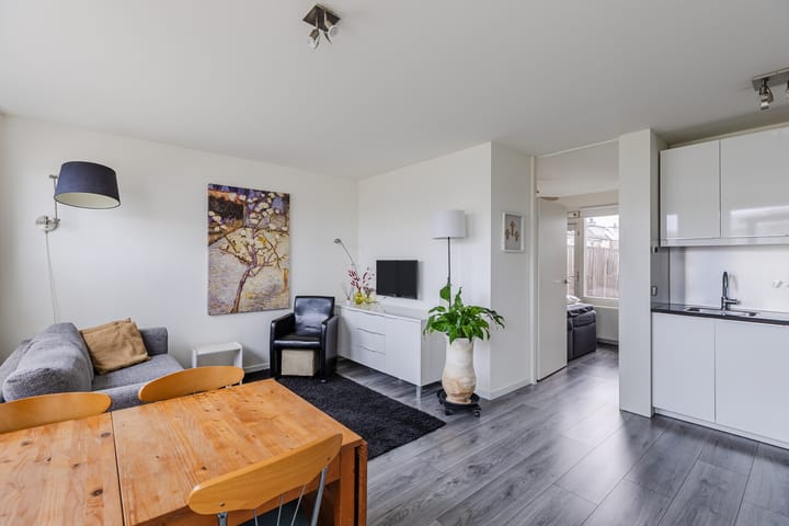 Photo 2 of Francina Spoelstraat 15