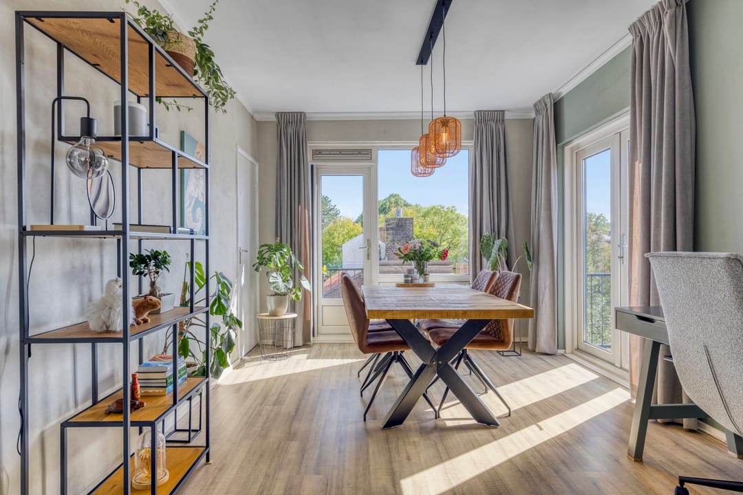 Photo 16 of Joost van den Vondellaan 57