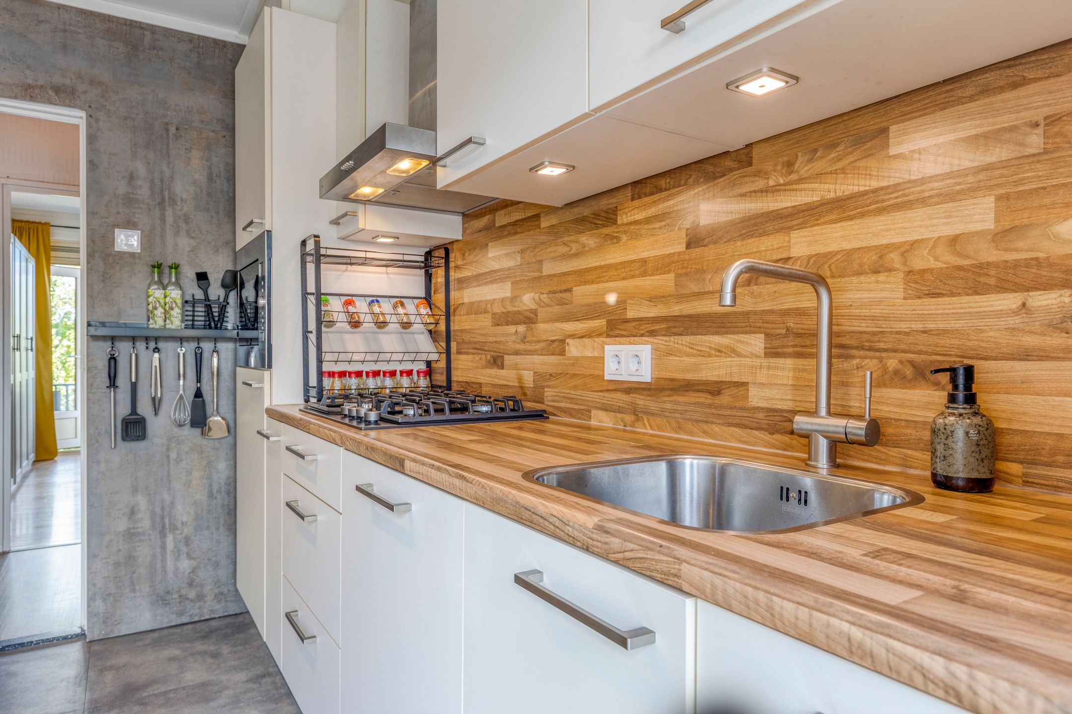 Photo 21 of Joost van den Vondellaan 57