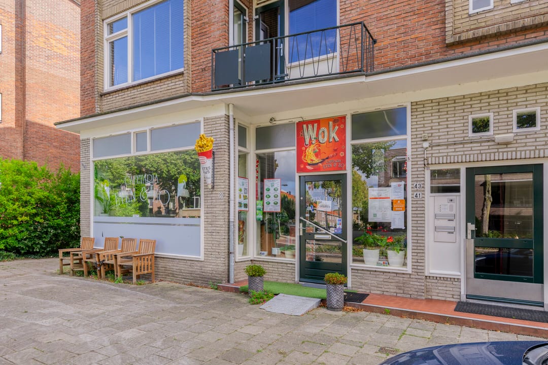 Photo 28 of Joost van den Vondellaan 57