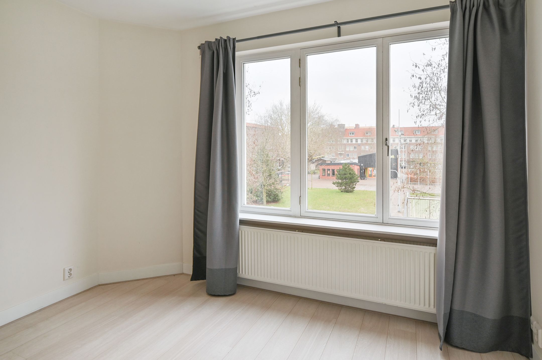 Photo 12 of Makassarstraat 38-2