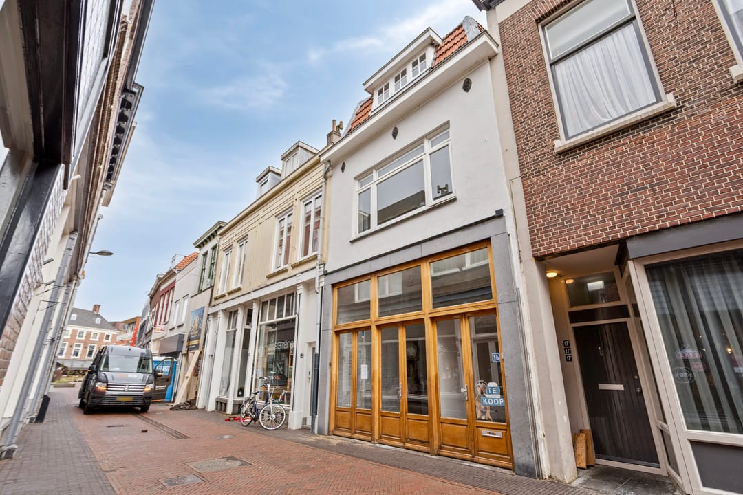 Foto 1 van Weerstraat 15
