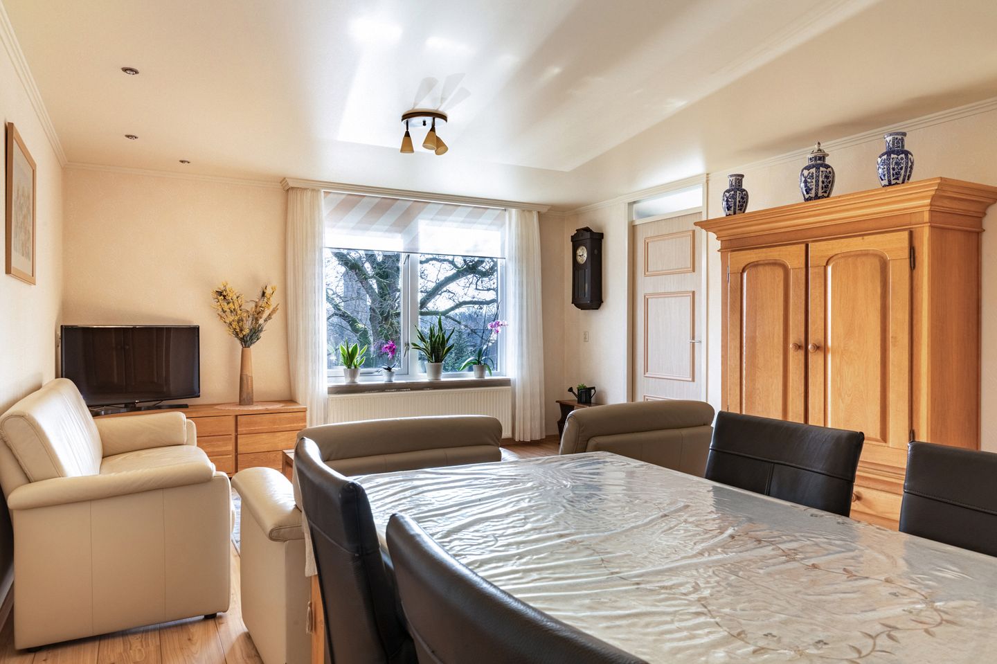 Foto 14 van Runde NZ 169