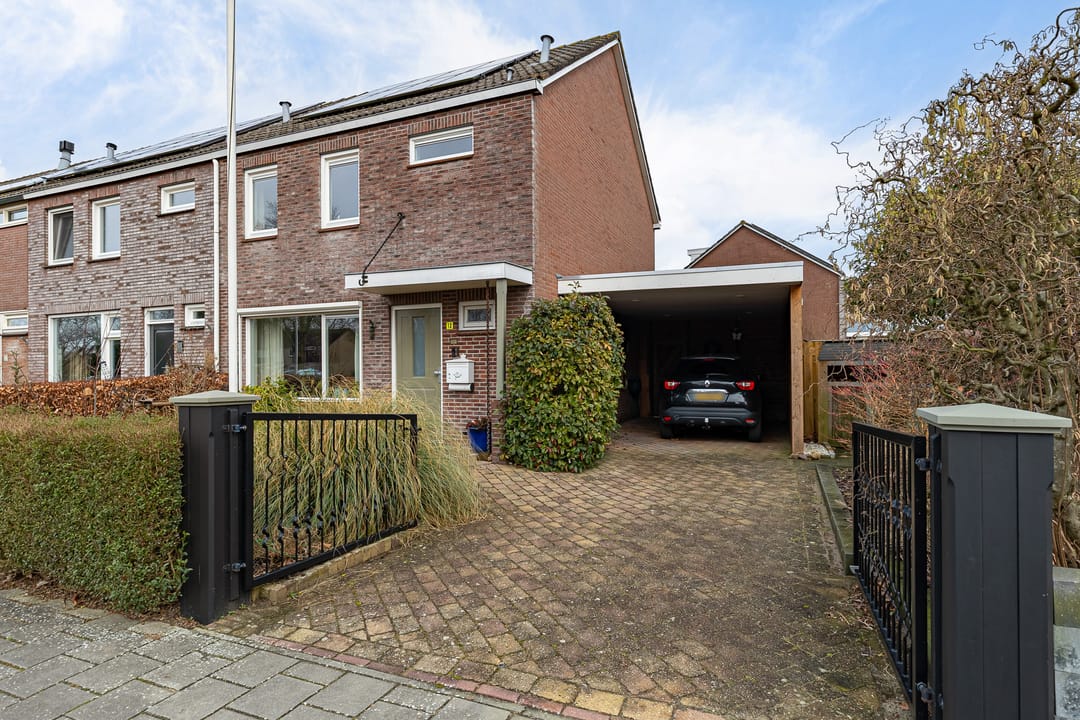 Ruime hoekwoning voor het hele gezin met begane grondwoning in Hasselt