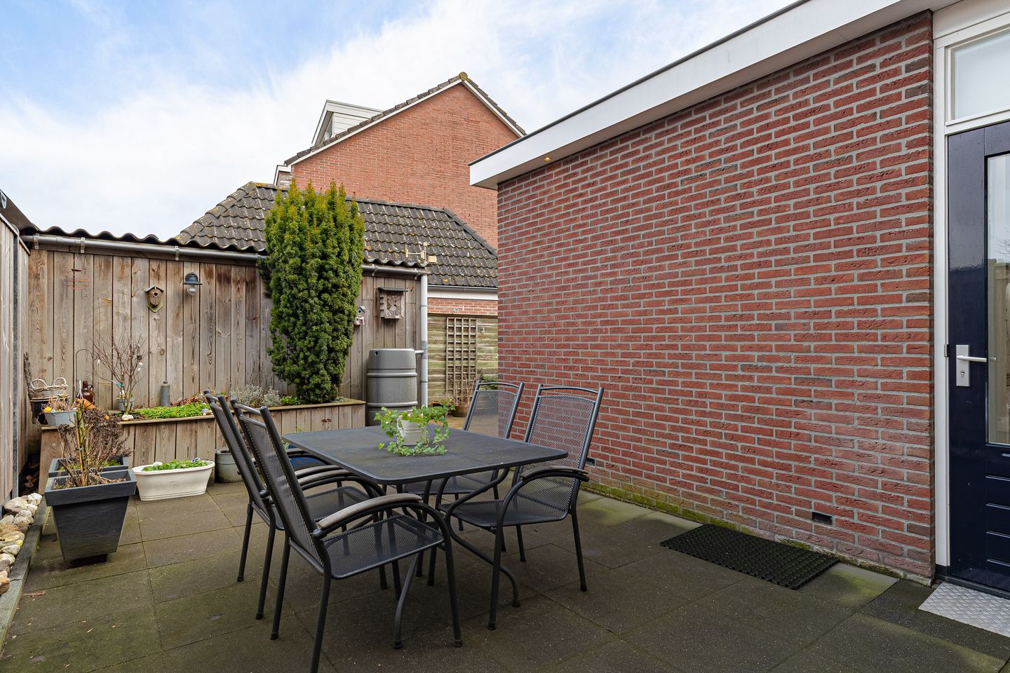 Spacious Corner Family Home with Ground Floor Living in Hasselt — 32