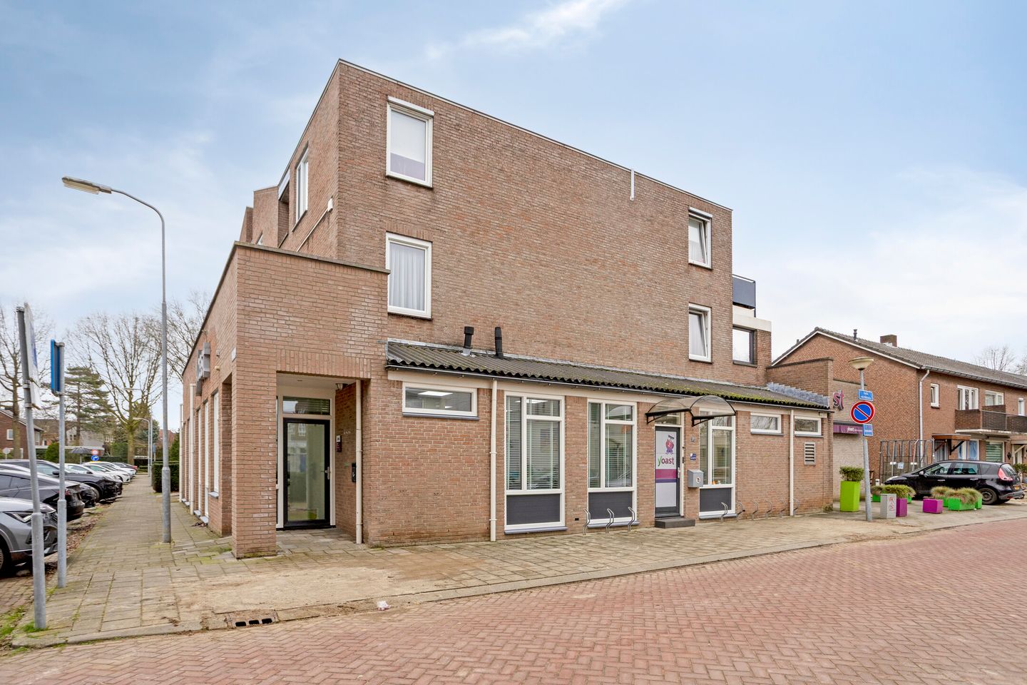 View photo 5 of Europaplein 17