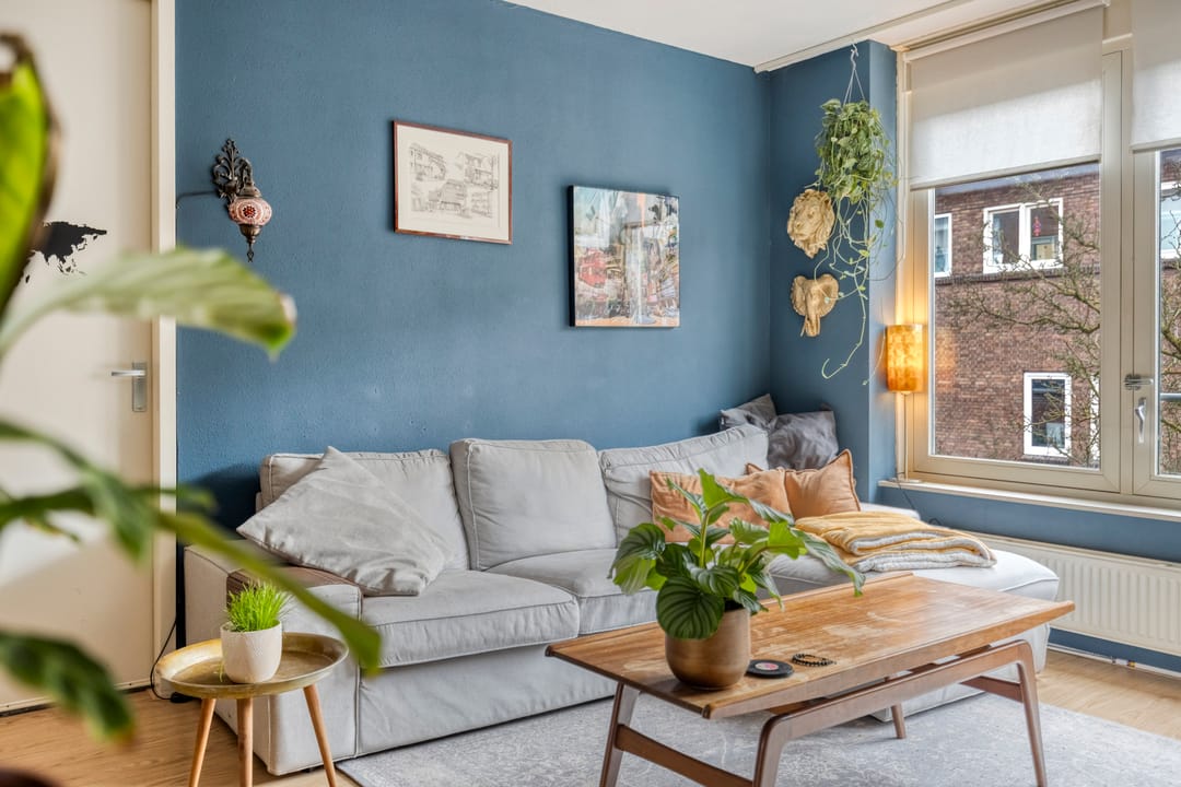 Photo 7 of Van Oldenbarneveldtstraat 15-10