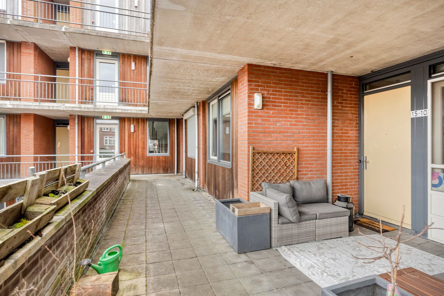 Photo 19 of Van Oldenbarneveldtstraat 15-10