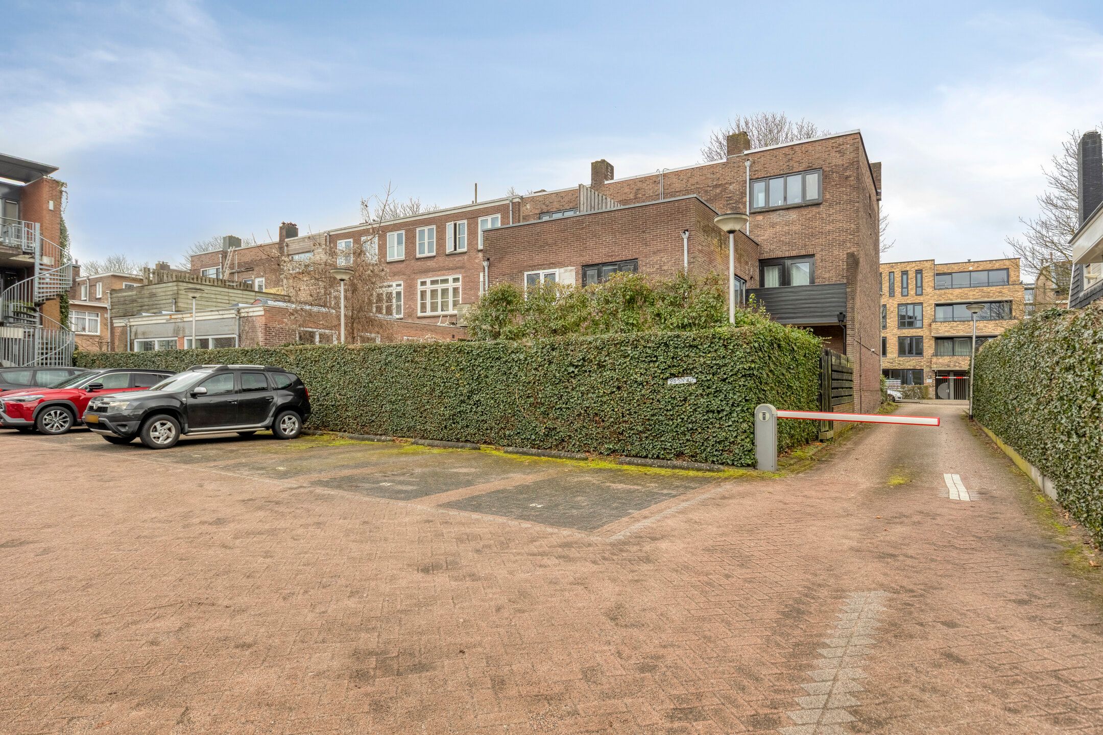 Photo 21 of Van Oldenbarneveldtstraat 15-10