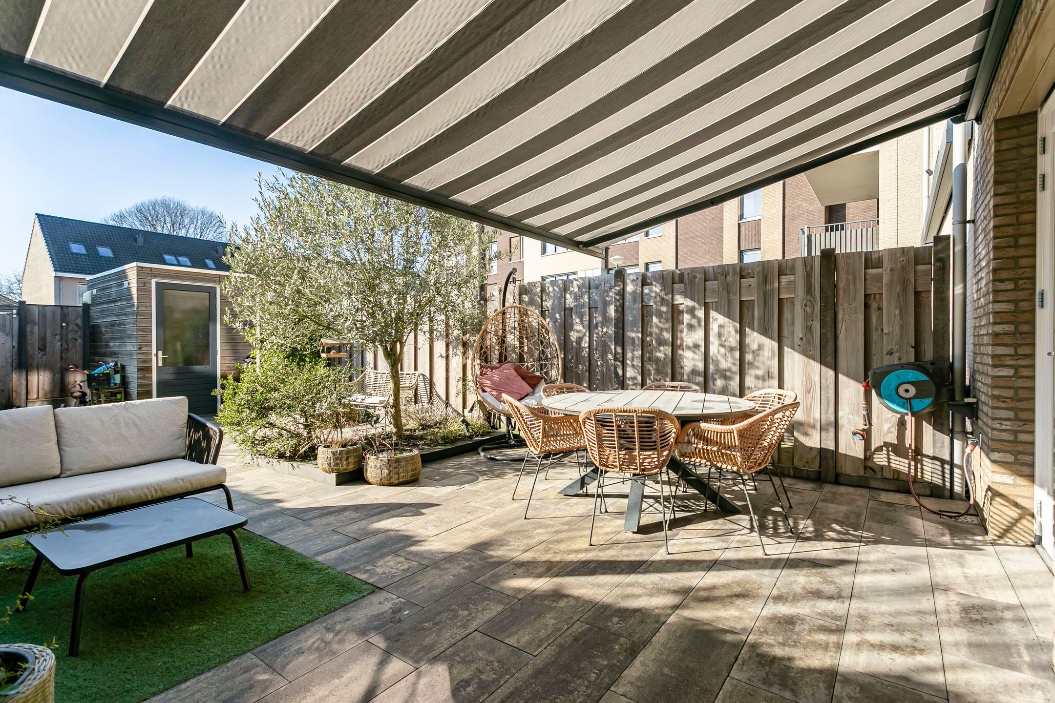 Move-in ready, energy-efficient townhouse with 5 bedrooms and sunny south-facing garden — 15