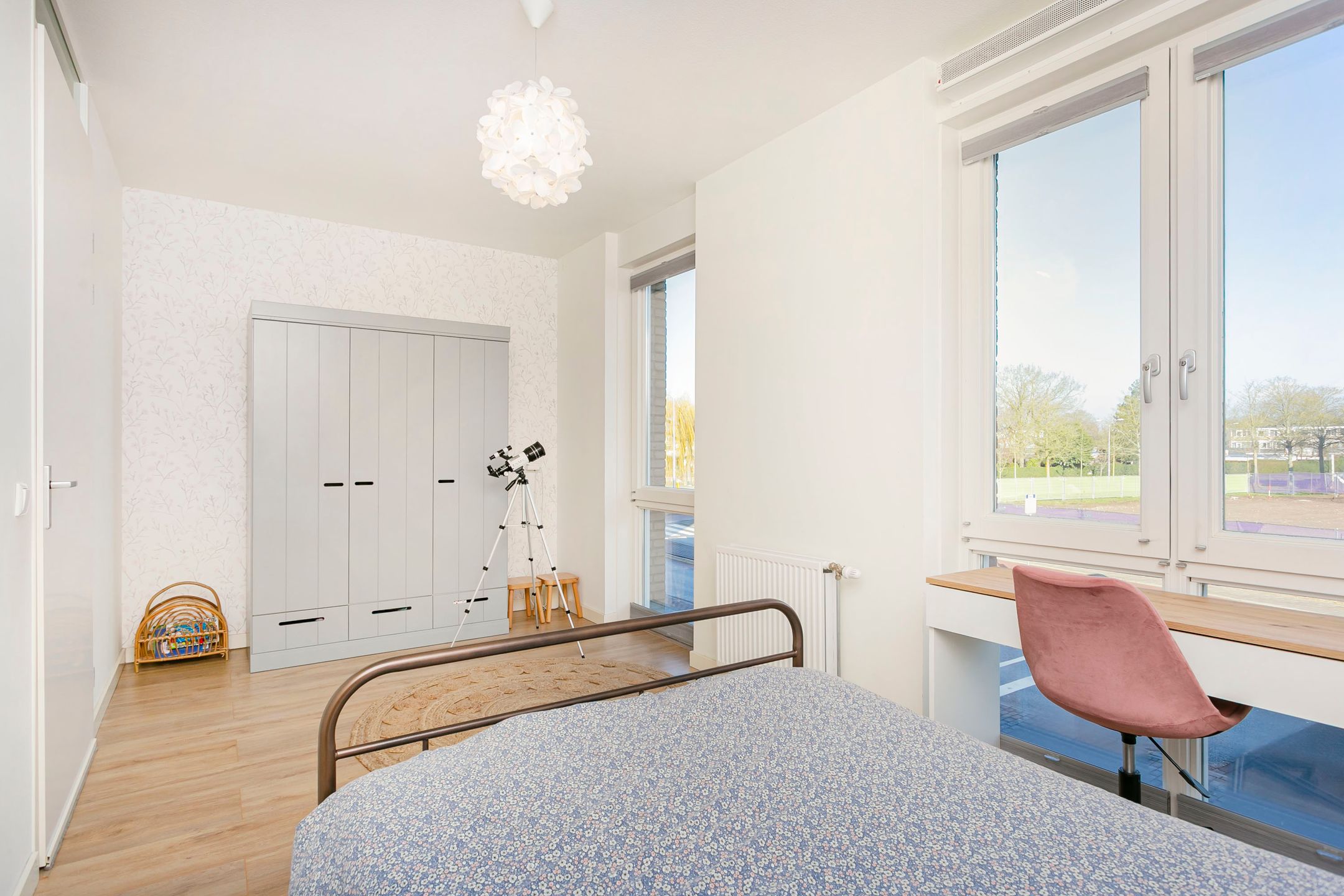 Move-in ready, energy-efficient townhouse with 5 bedrooms and sunny south-facing garden — 24