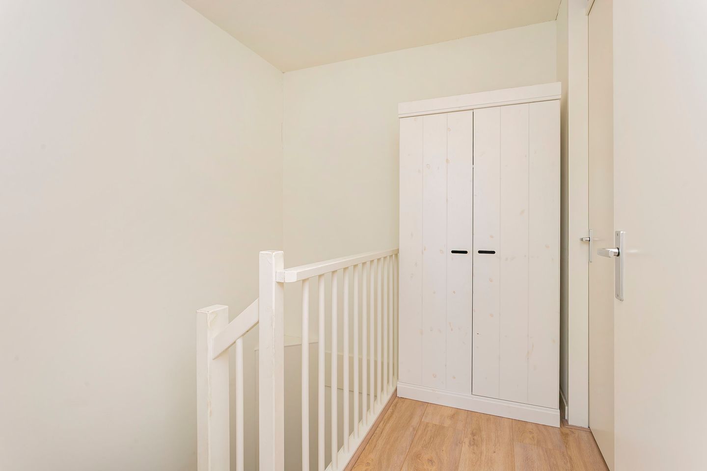 Move-in ready, energy-efficient townhouse with 5 bedrooms and sunny south-facing garden — 26