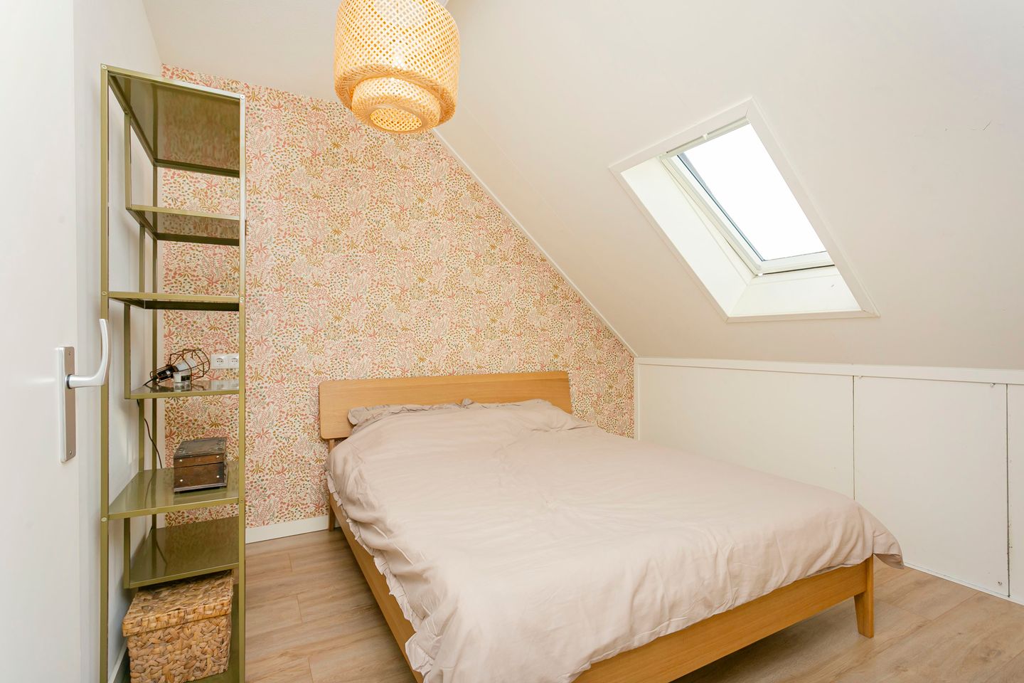 Move-in ready, energy-efficient townhouse with 5 bedrooms and sunny south-facing garden — 27