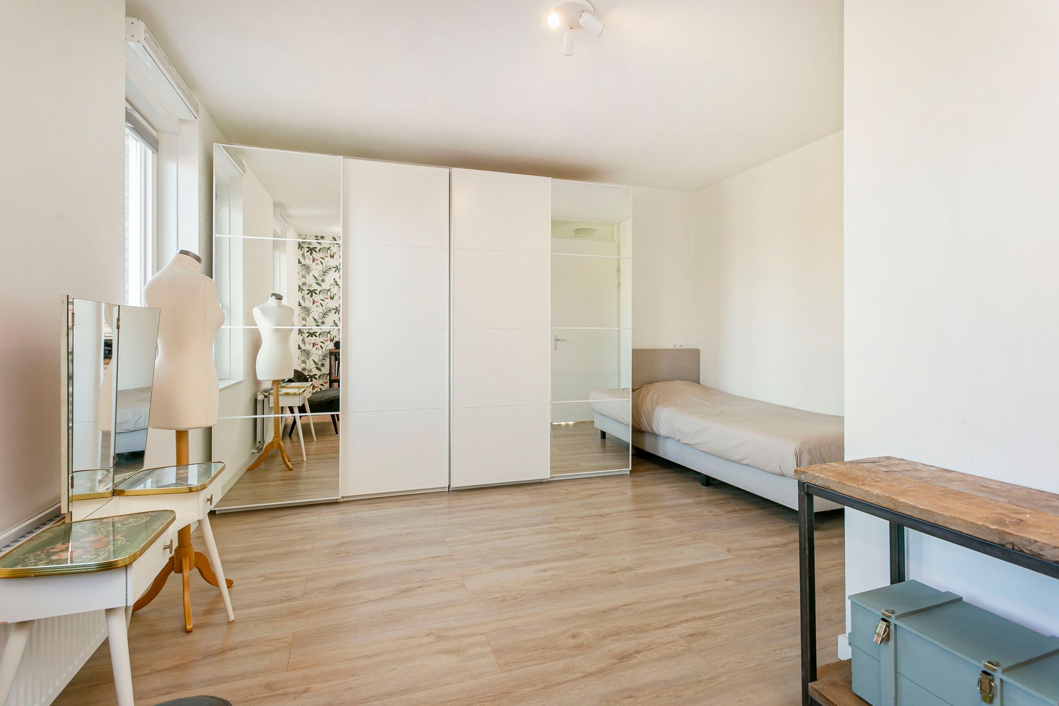 Move-in ready, energy-efficient townhouse with 5 bedrooms and sunny south-facing garden — 31