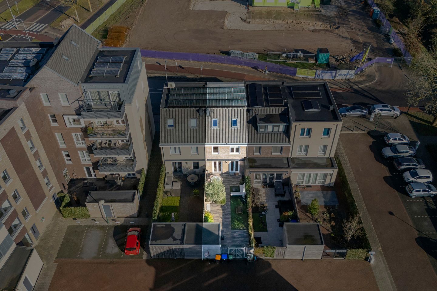 Move-in ready, energy-efficient townhouse with 5 bedrooms and sunny south-facing garden — 40