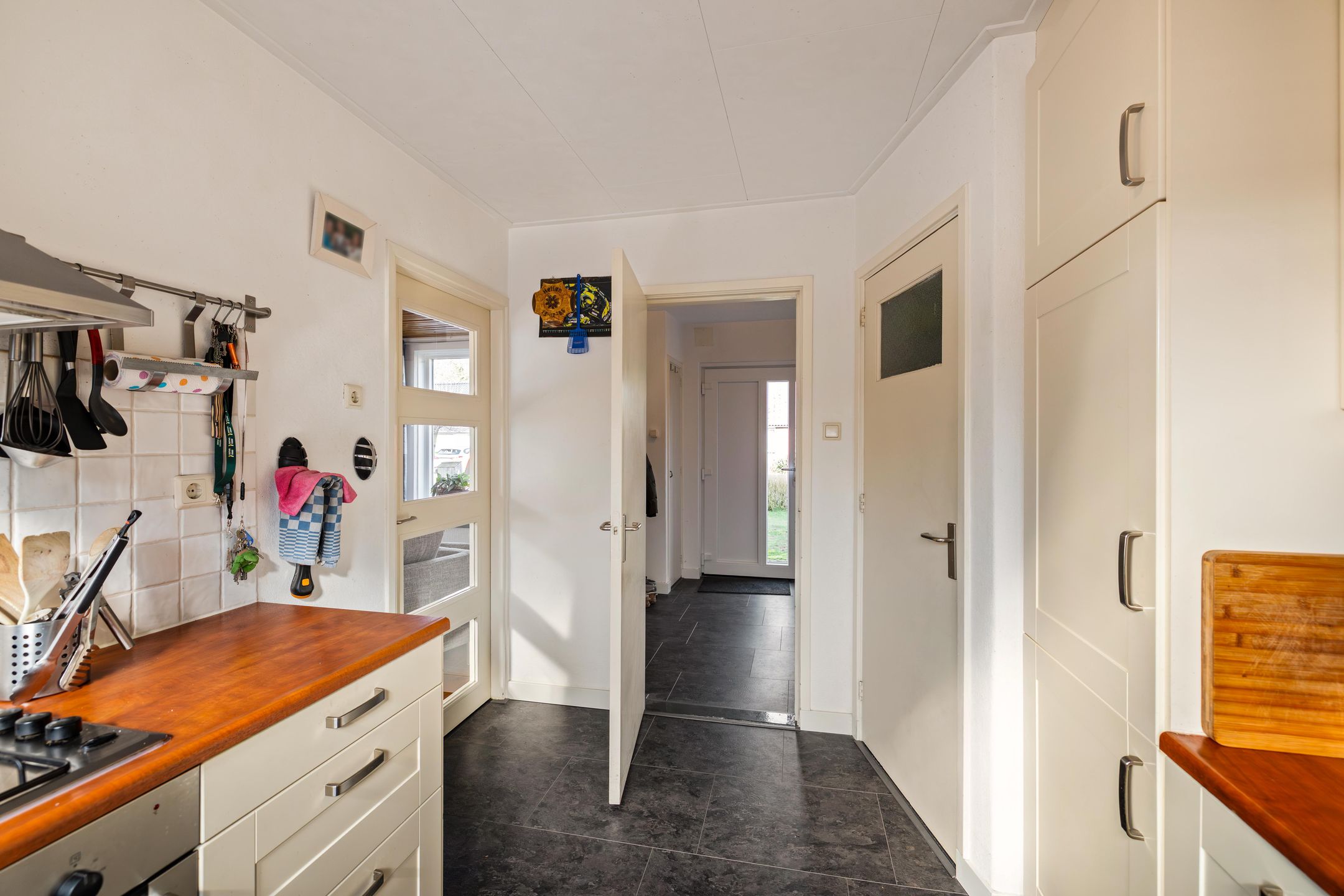 Photo 6 of Schoolstraat 8