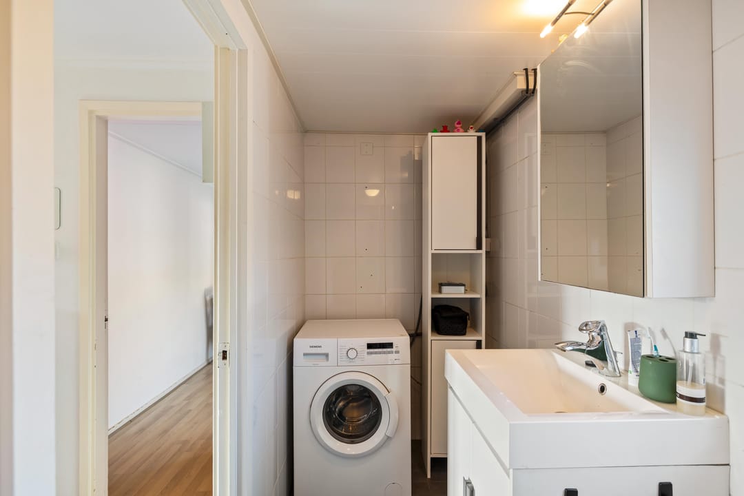 Photo 17 of Schoolstraat 8