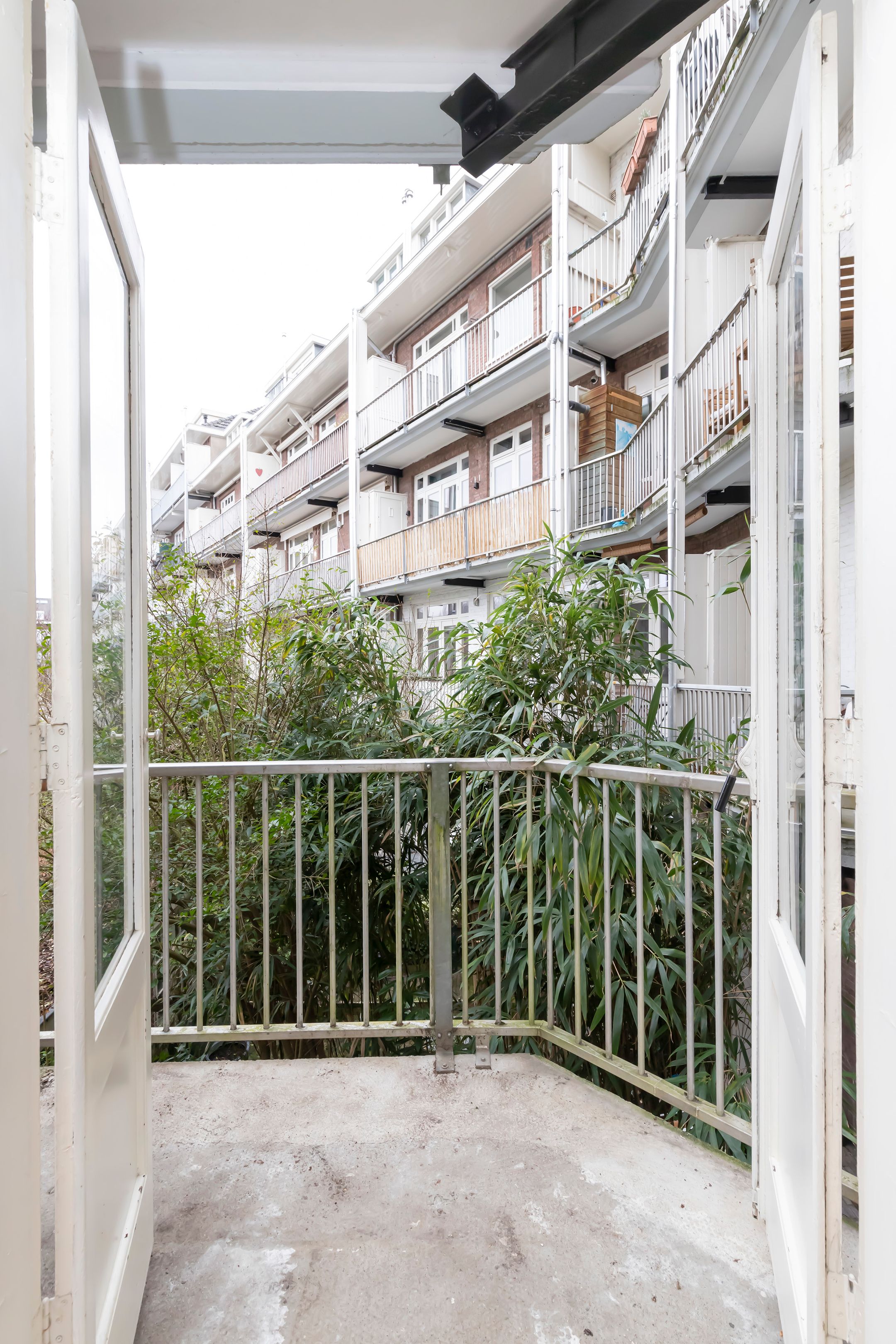 Photo 27 of Uiterwaardenstraat 222-1